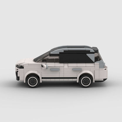 Hongqi E-HS9 Brick Boost